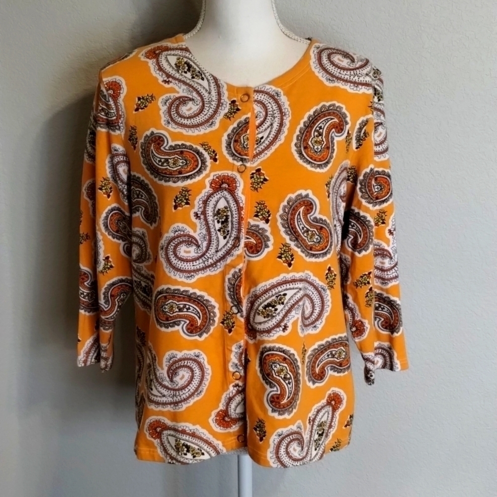 Onque Casuals Size XL Peach Paisley Print Snap down
